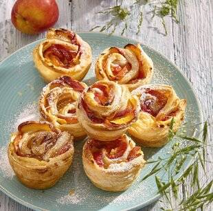 Gourmand 521 Roses de nectarines feuilletées au mascarpone