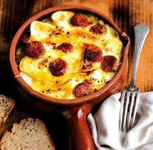 Gourmand 523 REBLOCHONNADE AUX POMMES DE TERRE ET DIOTS DE SAVOIE