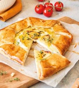 Gourmand 523 TARTE RUSTIQUE AUX POMMES DE TERRE ET CHÈVRE FRAIS