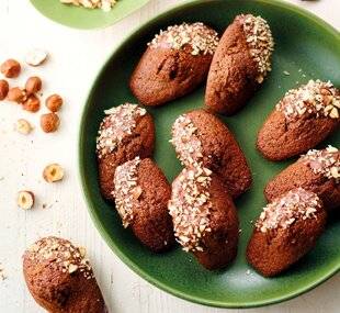 Gourmand 523 MADELEINES AU CHOCOLAT ET À LA NOISETTE