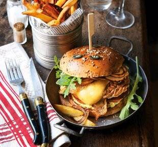 Gourmand 524 BURGER DE VEAU À LA TOMME DE SAVOIE FONDANTE