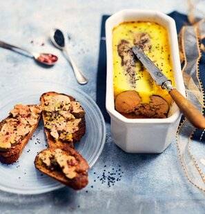 Gourmand 525 TERRINE DE FOIE GRAS AUX ÉPICES ET AU SAUTERNES