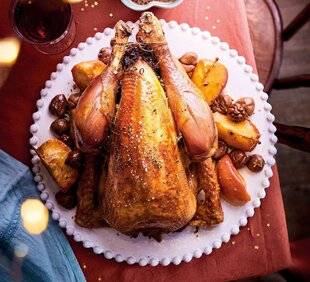 Gourmand 525 DINDE FARCIE AUX POMMES ET AUX MARRONS