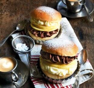 Gourmand 525 BURGER AUX POMMES ET DUO DE GANACHES AU CHOCOLAT