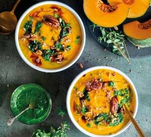 Gourmand 527 SOUPE DE COURGE AU PESTO D'ÉPINARDS