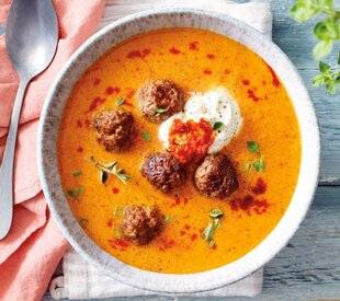Gourmand 527 SOUPE DE COURGE AUX BOULETTES