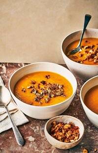 Gourmand 527 SOUPE DE POTIMARRON ET CAROTTE AU GRANOLA SALÉ