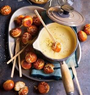 Gourmand 527 LA FONDUE SAVOYARDE