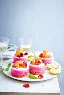 Gourmand 528 CHEESE-CAKE BETTERAVE, SAUMON FUMÉ ET RICOTTA