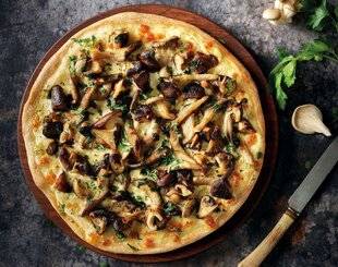 Gourmand 528 PIZZA FORESTIÈRE AUX PLEUROTES ET AUX SHIITAKÉS
