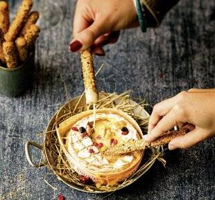 Gourmand 529 CAMEMBERT FUMÉ AU FOIN