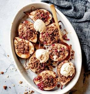 Gourmand 529 Poires rôties au granola, au miel et à la cannelle