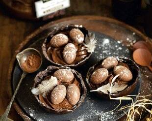 Gourmand 530 PETITS NIDS À LA MOUSSE AU CHOCOLAT