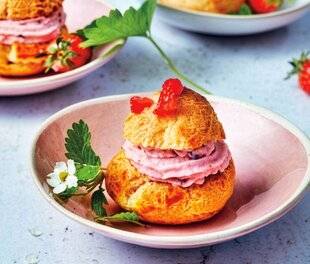 Gourmand 531 PETIT CHOU À LA MOUSSE DE FRAISE GARIGUETTE