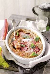 Gourmand 532 CLAFOUTIS À LA RHUBARBE ET À LA MENTHE