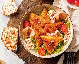 Gourmand 533 BRICKS AU CHÈVRE FRAIS, MIEL ET JAMBON SERRANO