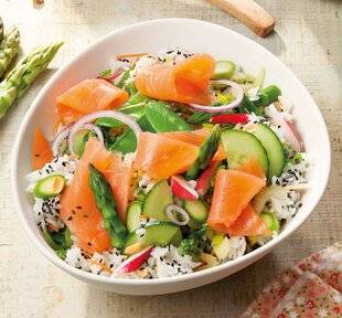 Gourmand 533 SALADE AUX LÉGUMES PRINTANIERS, RIZ ET SAUMON FUMÉ