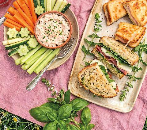 Gourmand 534 SANDWICH ITALIEN ET DIP DE THON AUX CRUDITÉS
