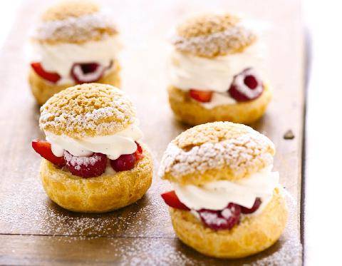 Gourmand 534 Choux craquelin aux fruits rouges