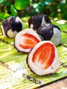 Hors Série 26 Bouchées fraise-coco & chocolat cru
