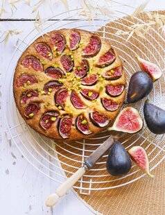 Hors Série 60 GÂTEAU AUX FLOCONS D'AVOINE, FIGUE ET YAOURT