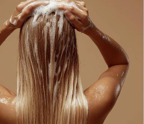 Hors Série 67 PRENDRE SOIN DE SON CUIR CHEVELU AU NATUREL