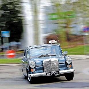 Hors-Séries 41 Mercedes W110 200D