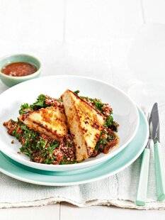 Vital Food 38 SALADE DE QUINOA ROUGE, CHOU KALE ET TOFU FUMÉ