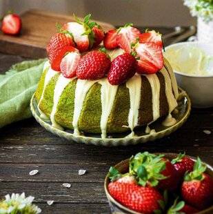 Vital Food 46 Bundt cake matcha amande et fraises