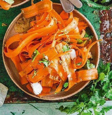 Vital Food 48 SALADE DE TAGLIATELLES DE CAROTTE