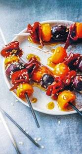 Hors-Séries 16 Brochettes de magret de canard, kumquat et raisin