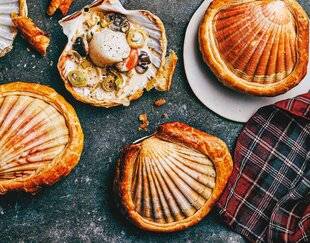 Hors-Séries 16 Noix de saint-jacques et fondue de poireau en coquille lutée