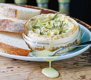 Hors-Séries 20 Camembert au four