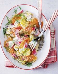 Hors-Séries 20 Salade de pomme de terre, saumon fumé, aneth et radis