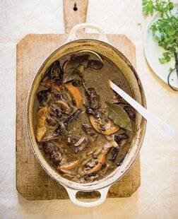 Hors-Séries 20 Daube de bœuf au vin blanc