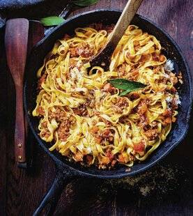Hors-Séries 20 Tagliatelles sauce bolognaise