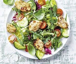Hors-Séries 21 Salade de poulet mariné et crudités