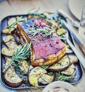 Hors-Séries 21 Poitrine de porc confite aux aubergines