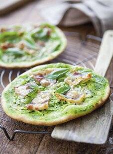 Hors-Séries 21 Pizza crème de roquette et pancetta