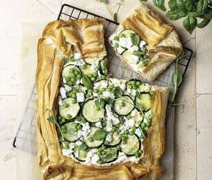Hors-Séries 21 Tarte filo rustique fromage de chèvre frais, courgette, petits pois