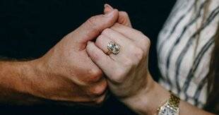 Hors-Série Jeux 82 A qui sont CES BAGUES ?