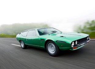 Sport Auto Classiques 13 UN OVNI SIGNÉ Gandini