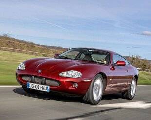 Sport Auto Classiques 38 JAGUAR XK8 1996-2006