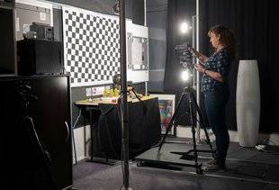 Science & Vie Photo 10 COMMENT NOUS TESTONS LES BOÎTIERS ET LES OBJECTIFS
